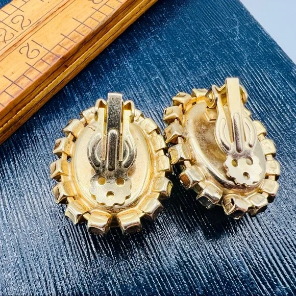 Vintage clip on earrings lemon yellow oval rhinestones - Picture 8 of 11